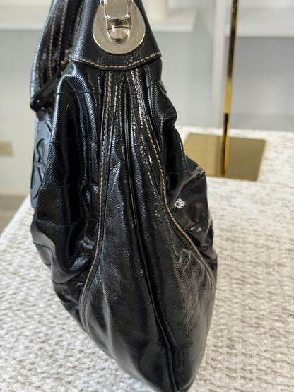 GUCCI BLACK PATENT LEATHER SNOW GLAM MEDIUM HOBO BAG