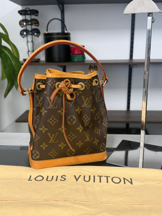 Rare Louis Vuitton Mini Noé Monogram Canvas Bucket Bag M42227