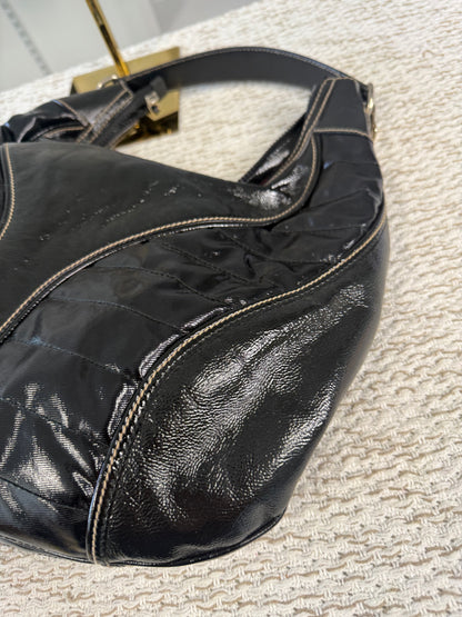 GUCCI BLACK PATENT LEATHER SNOW GLAM MEDIUM HOBO BAG
