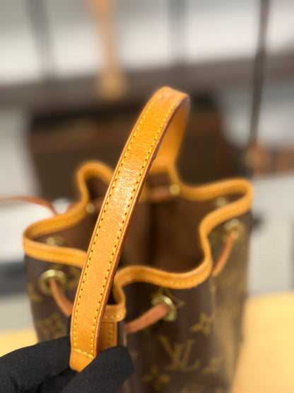 Rare Louis Vuitton Mini Noé Monogram Canvas Bucket Bag M42227