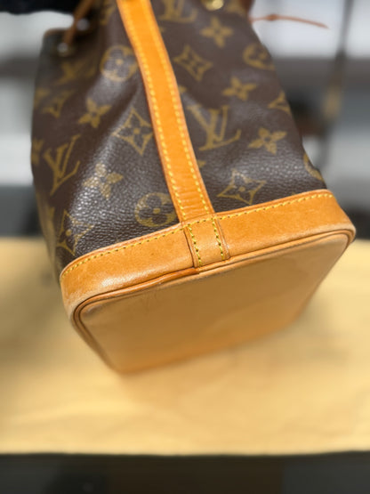 Rare Louis Vuitton Mini Noé Monogram Canvas Bucket Bag M42227