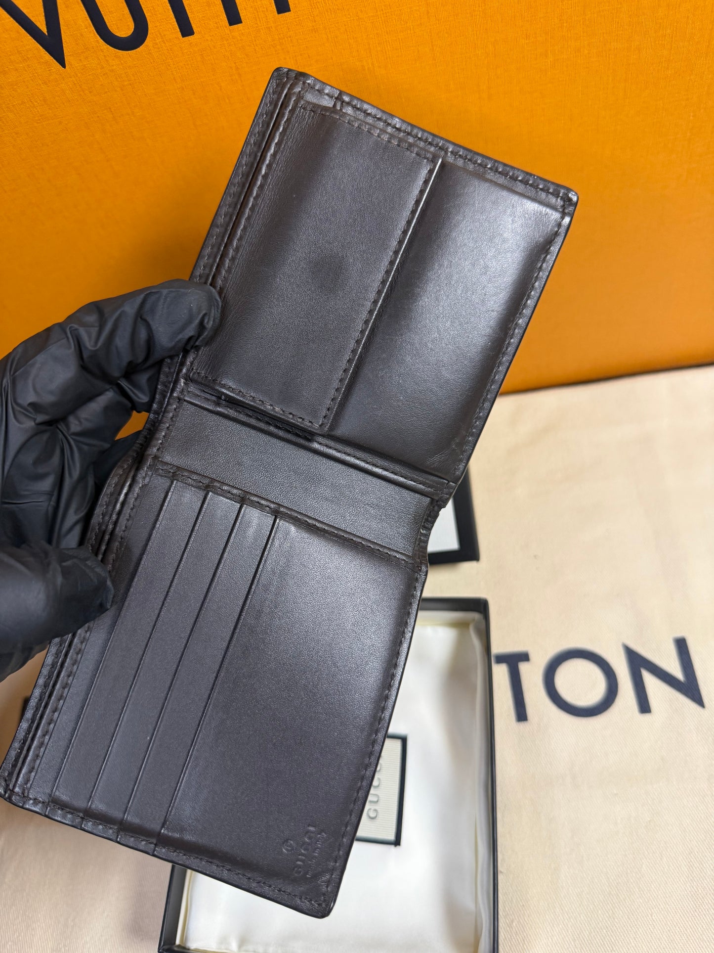 GUCCI GG SUPREME CANVAS LEATHER WEBSTRIPE BIFOLD WALLET