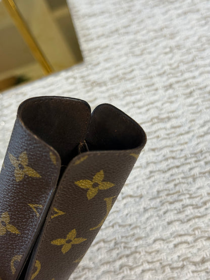 LOUIS VUITTON CANVAS SUNGLASSES CASE in Monogram