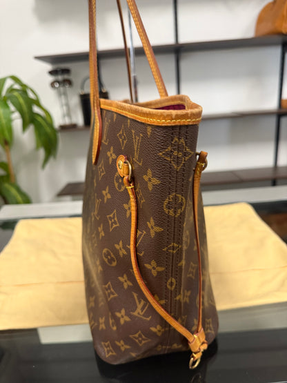Louis Vuitton Neverfull MM Monogram Canvas Tote Bag with Pivoine Interior M41178