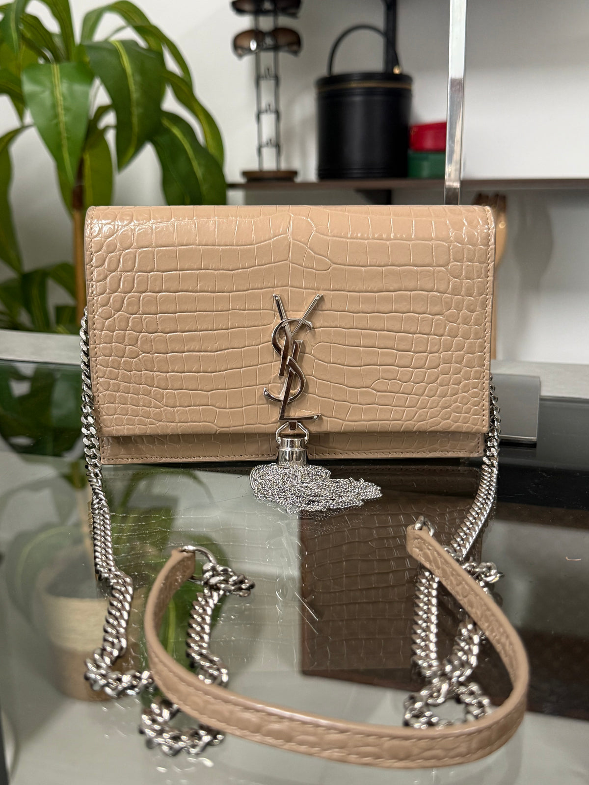 Saint Laurent Kate Tassel croc-embossed wallet on chain in beige calfskin - YSL