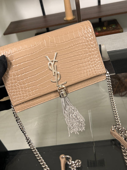 Saint Laurent Kate Tassel croc-embossed wallet on chain in beige calfskin - YSL