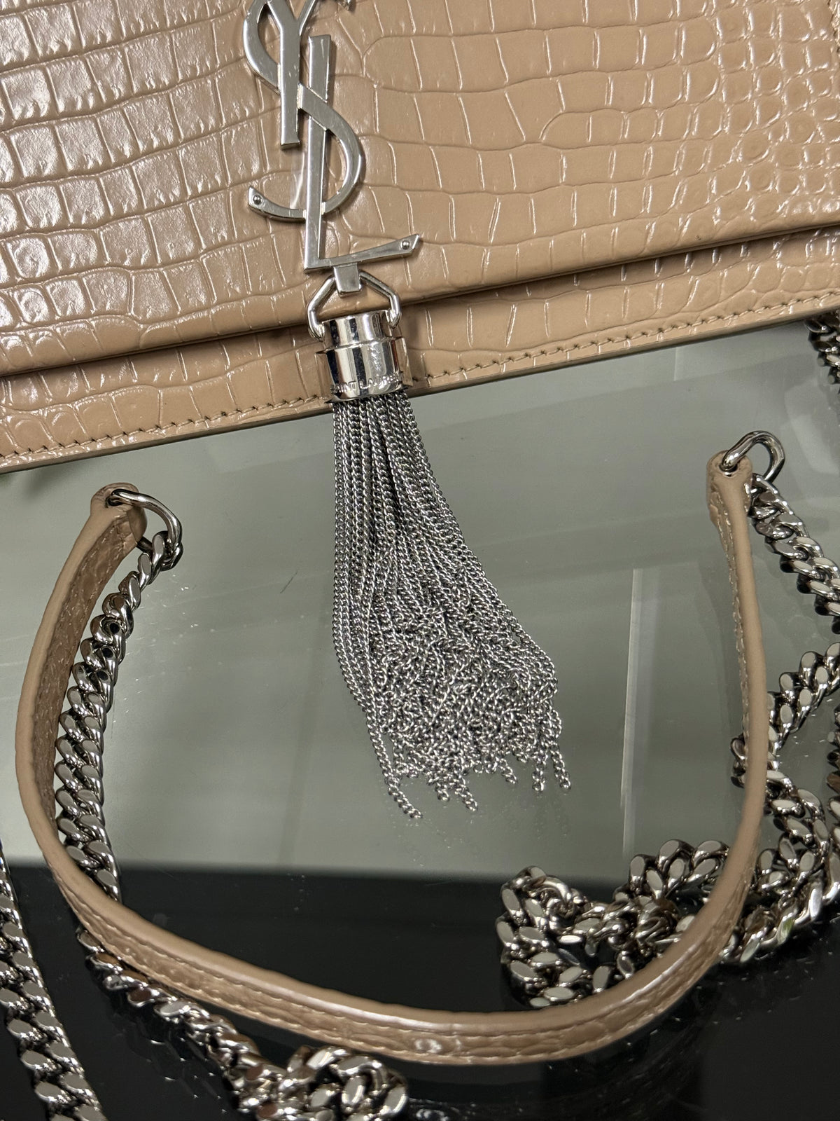 Saint Laurent Kate Tassel croc-embossed wallet on chain in beige calfskin - YSL