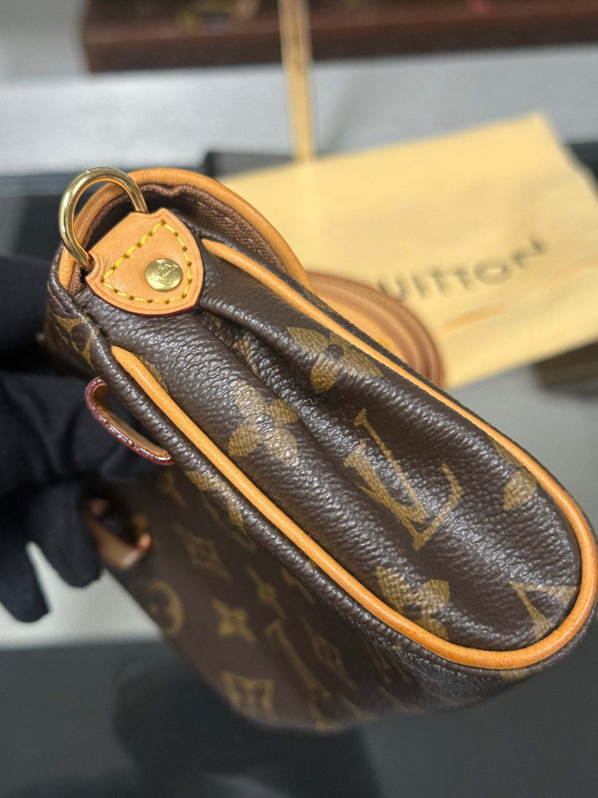 Louis Vuitton Pochette Florentine XS Monogram Canvas Belt Bag M51855