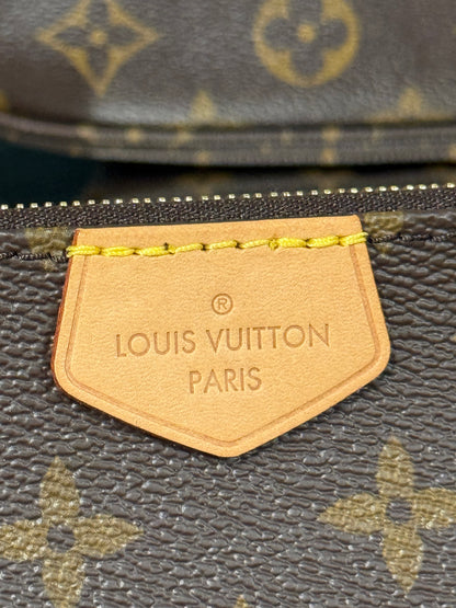 LOUIS VUITTON Multi Pochette Accessoires in Monogram Pink Strap