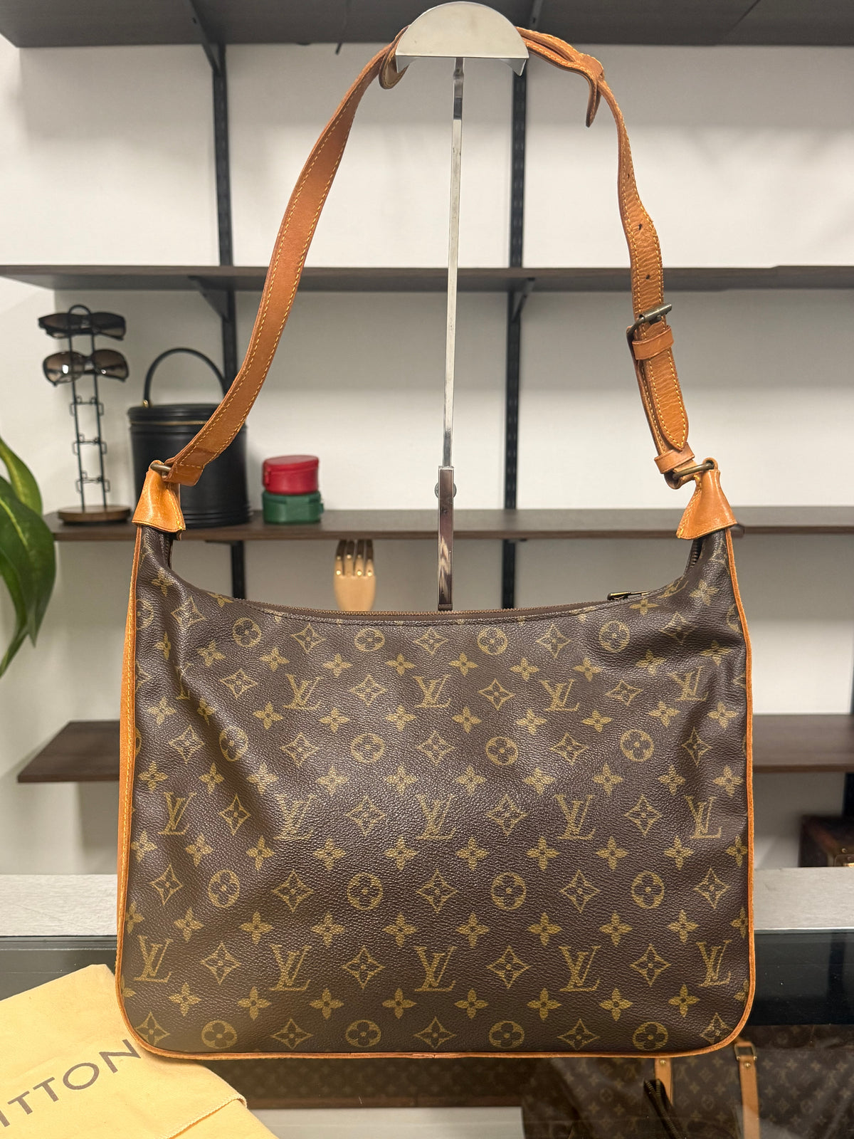 Louis Vuitton Vintage Boulogne in Monogram Canvas