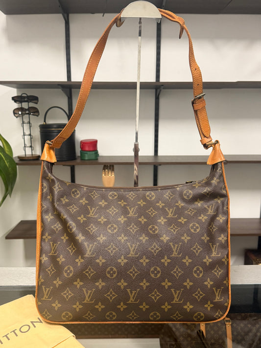 Louis Vuitton Vintage Boulogne in Monogram Canvas