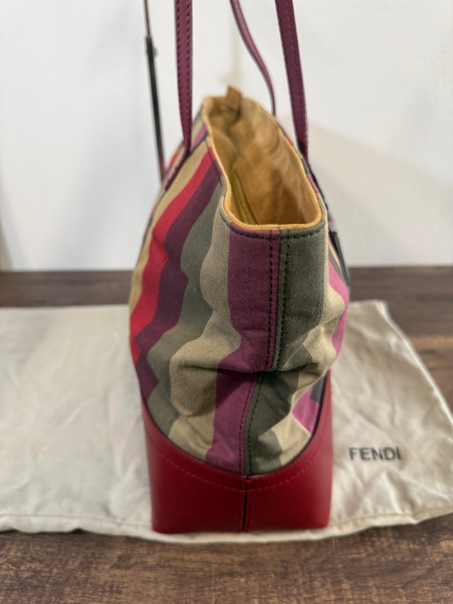 FENDI RAFFIA