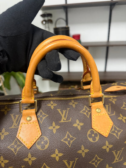 Louis Vuitton Speedy 40 in Monogram