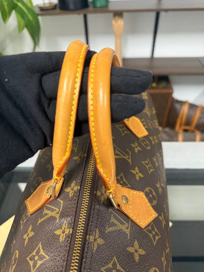 Louis Vuitton Speedy 40 in Monogram