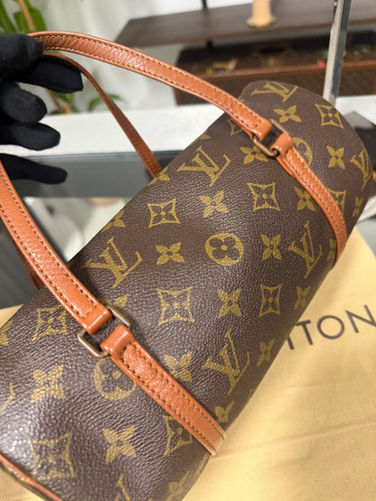 Louis Vuitton Vintage Papillon 26 in Monogram Canvas