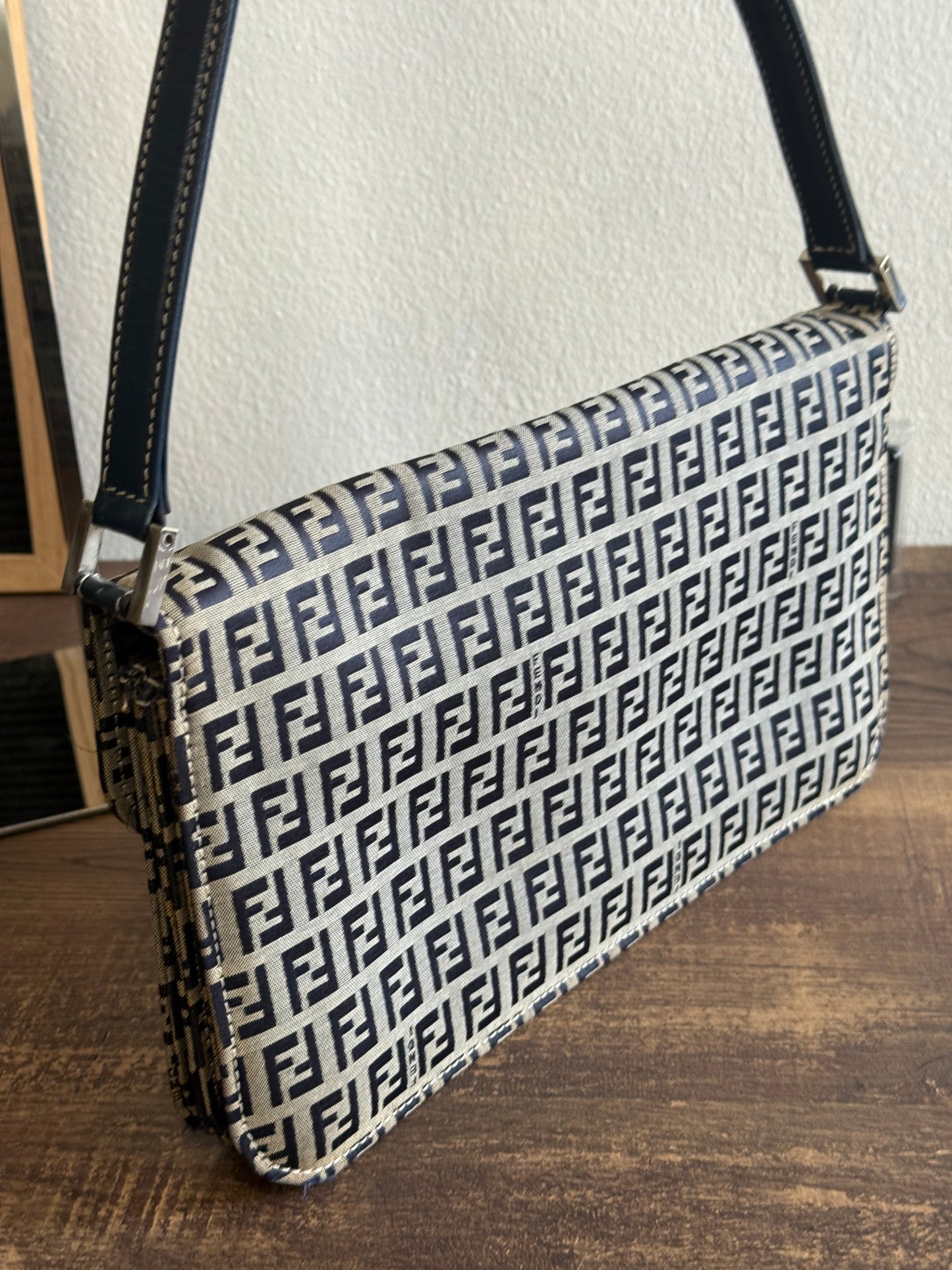 FENDI ZUCCHINO MAMA BAGUETTE NAVY BLUE