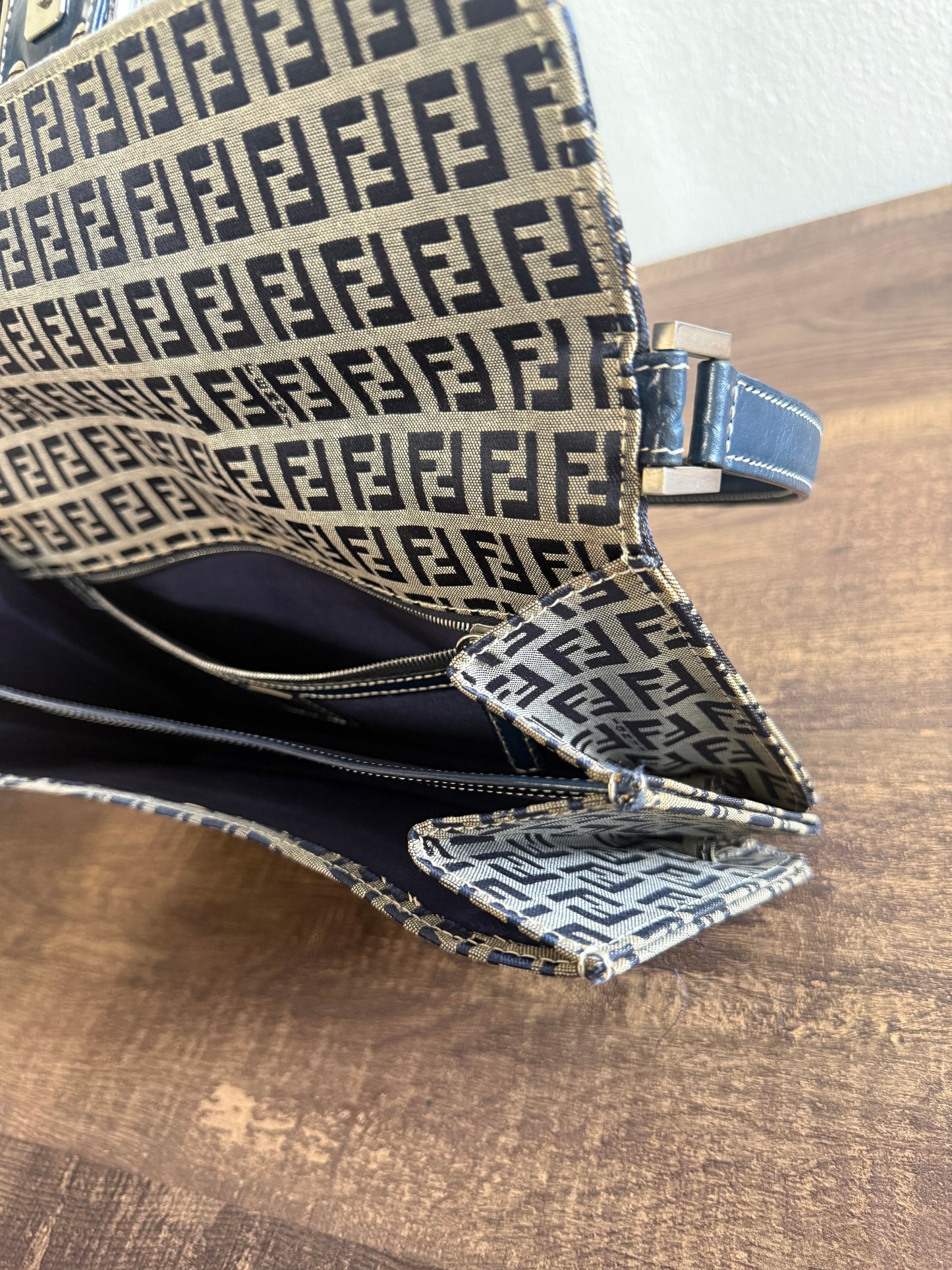 FENDI ZUCCHINO MAMA BAGUETTE NAVY BLUE