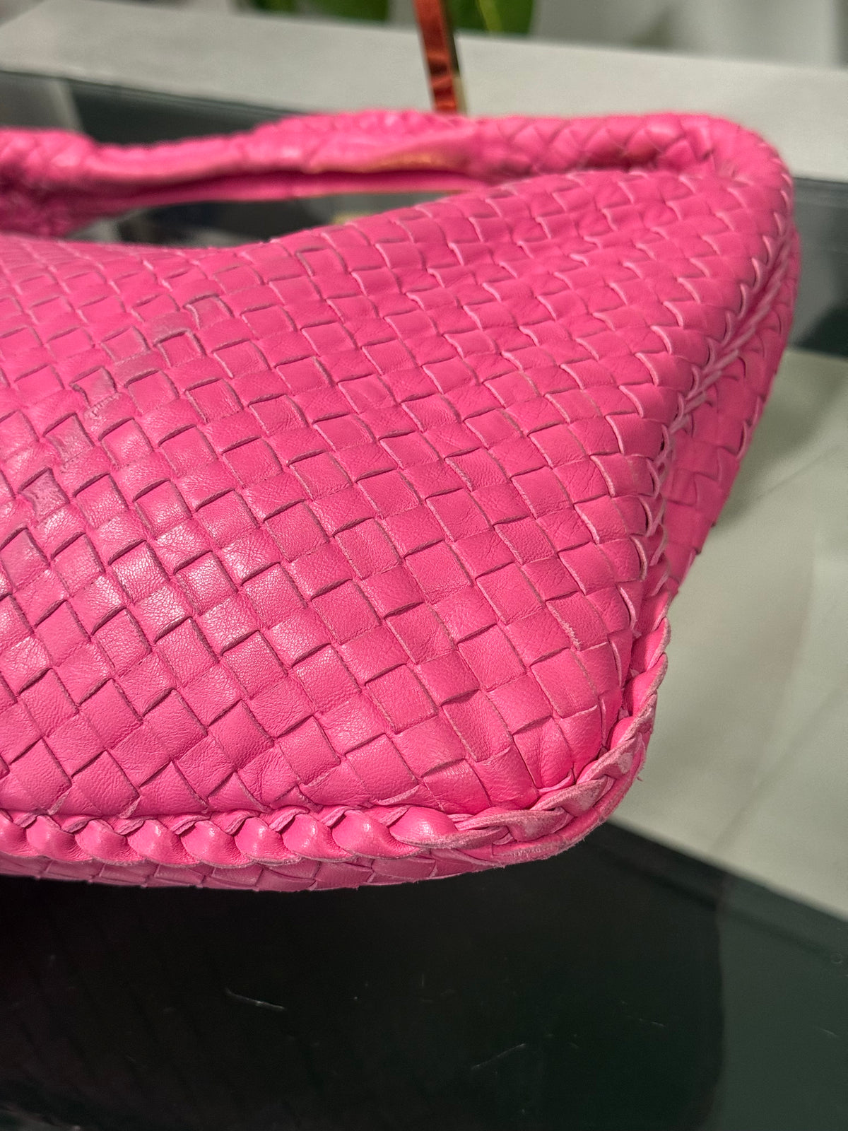 Intrecciato Medium Hobo Pink Shoulder Bag