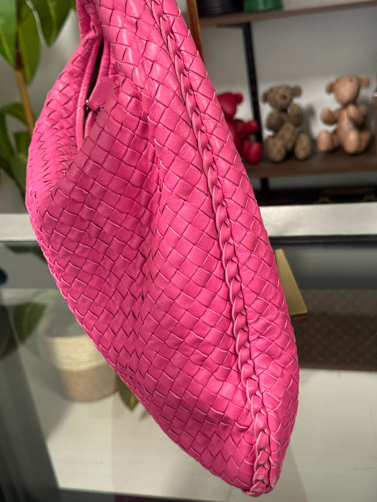Intrecciato Medium Hobo Pink Shoulder Bag