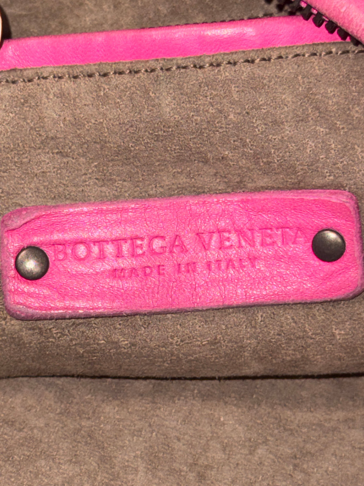 Intrecciato Medium Hobo Pink Shoulder Bag