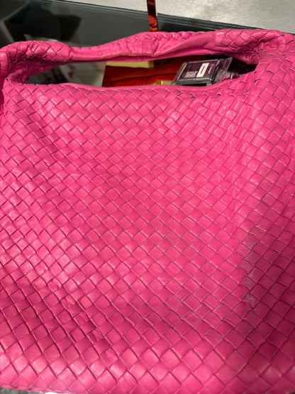 Intrecciato Medium Hobo Pink Shoulder Bag
