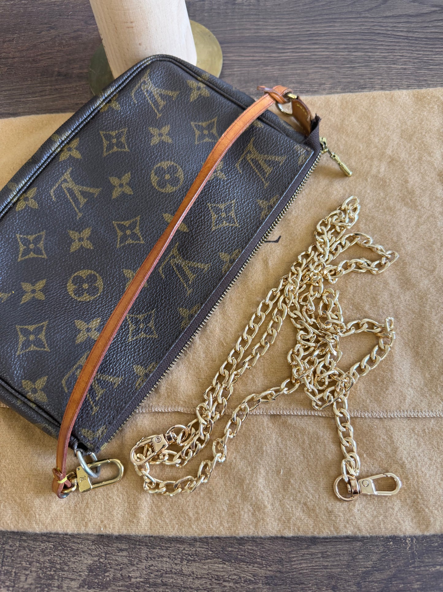 POCHETTE ACCESSORIES VI0040