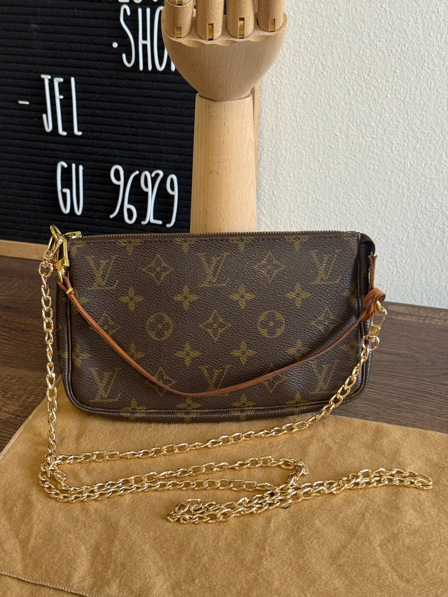 POCHETTE ACCESSOIRES VI0022