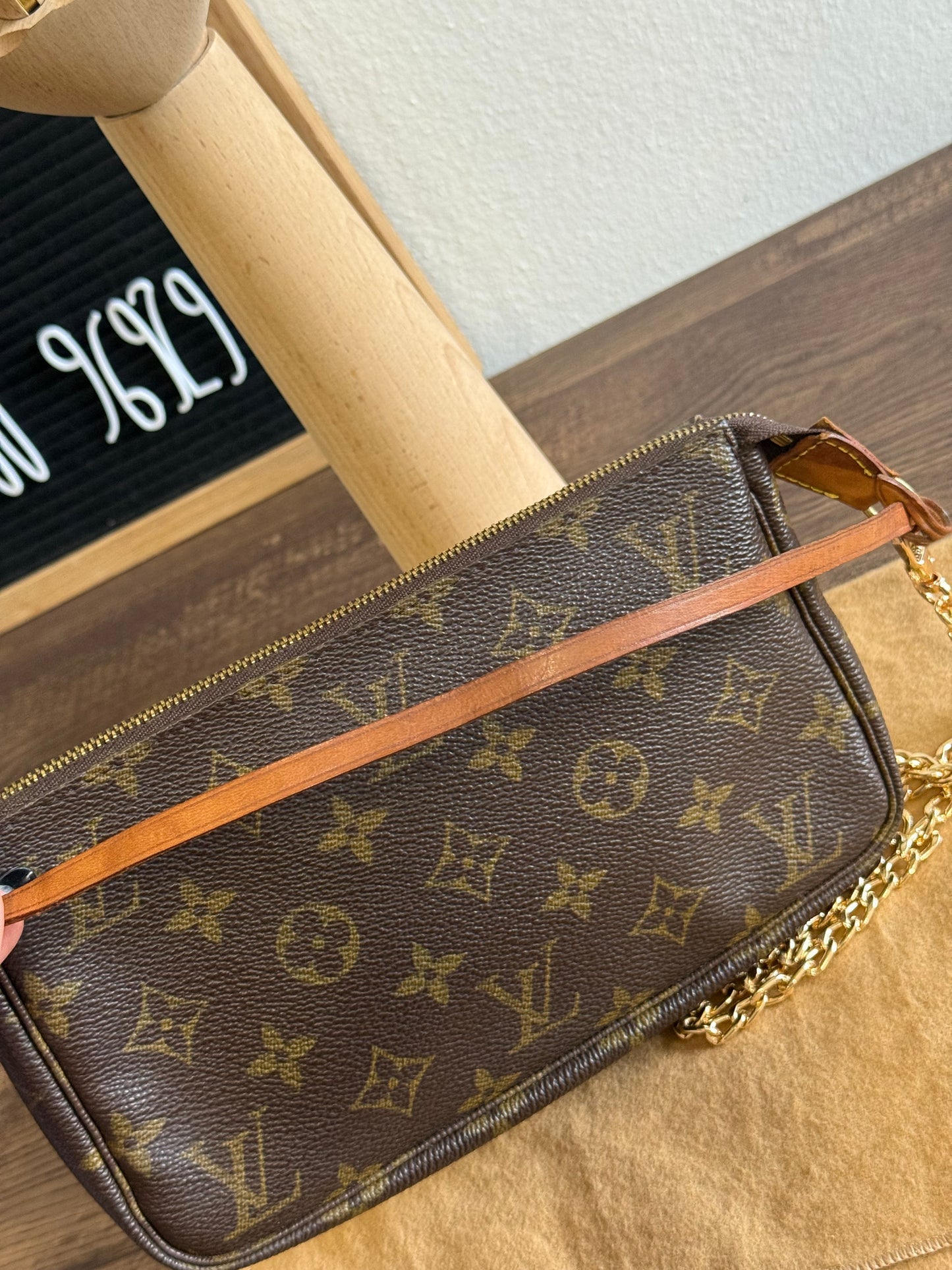 POCHETTE ACCESSOIRES VI0022