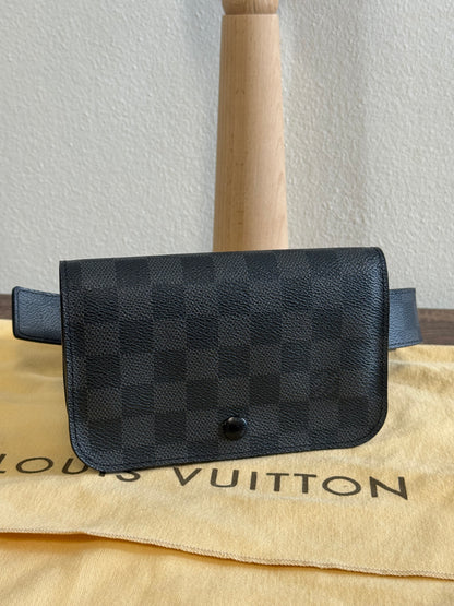 DAMIER GRAPHITE BUM BAG