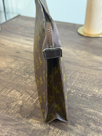 PRE-DATE CODE VINTAGE TOILETRY 26