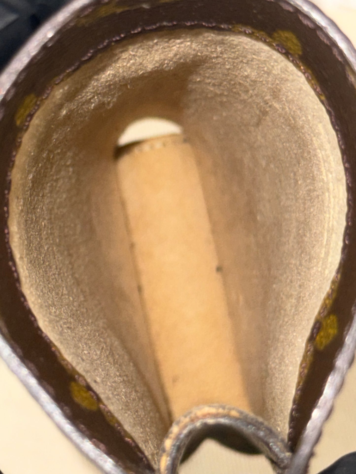 LOUIS VUITTON GLASSES CASE in Monogram