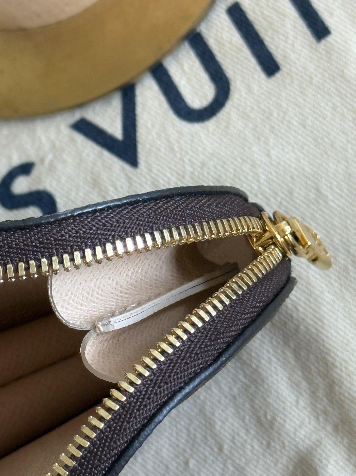 LOUIS VUITTON COIN PURSE