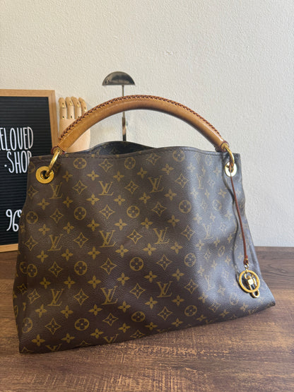 LOUIS VUITTON ARTSY MM MONOGRAM CANVAS