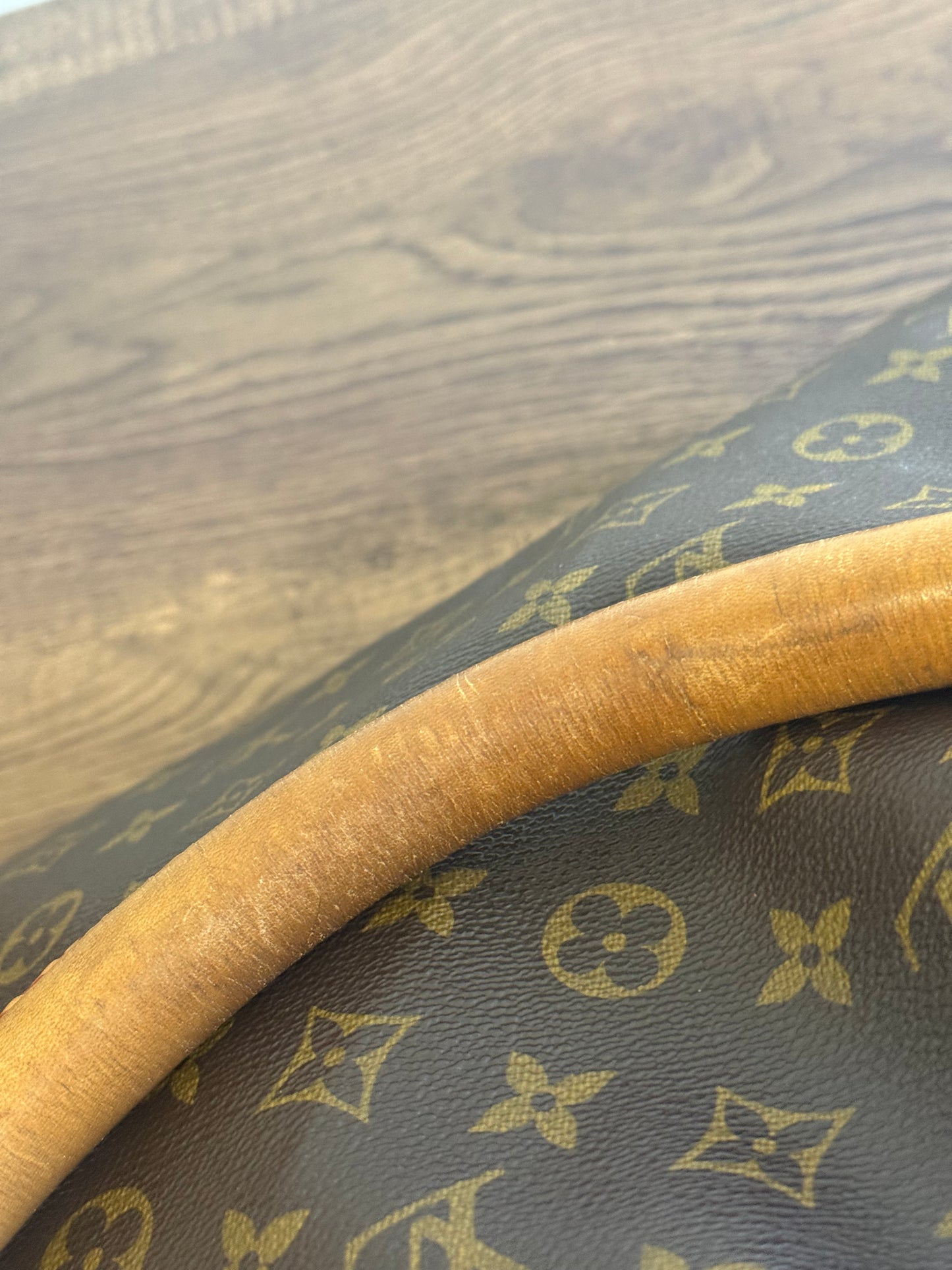 LOUIS VUITTON ARTSY MM MONOGRAM CANVAS