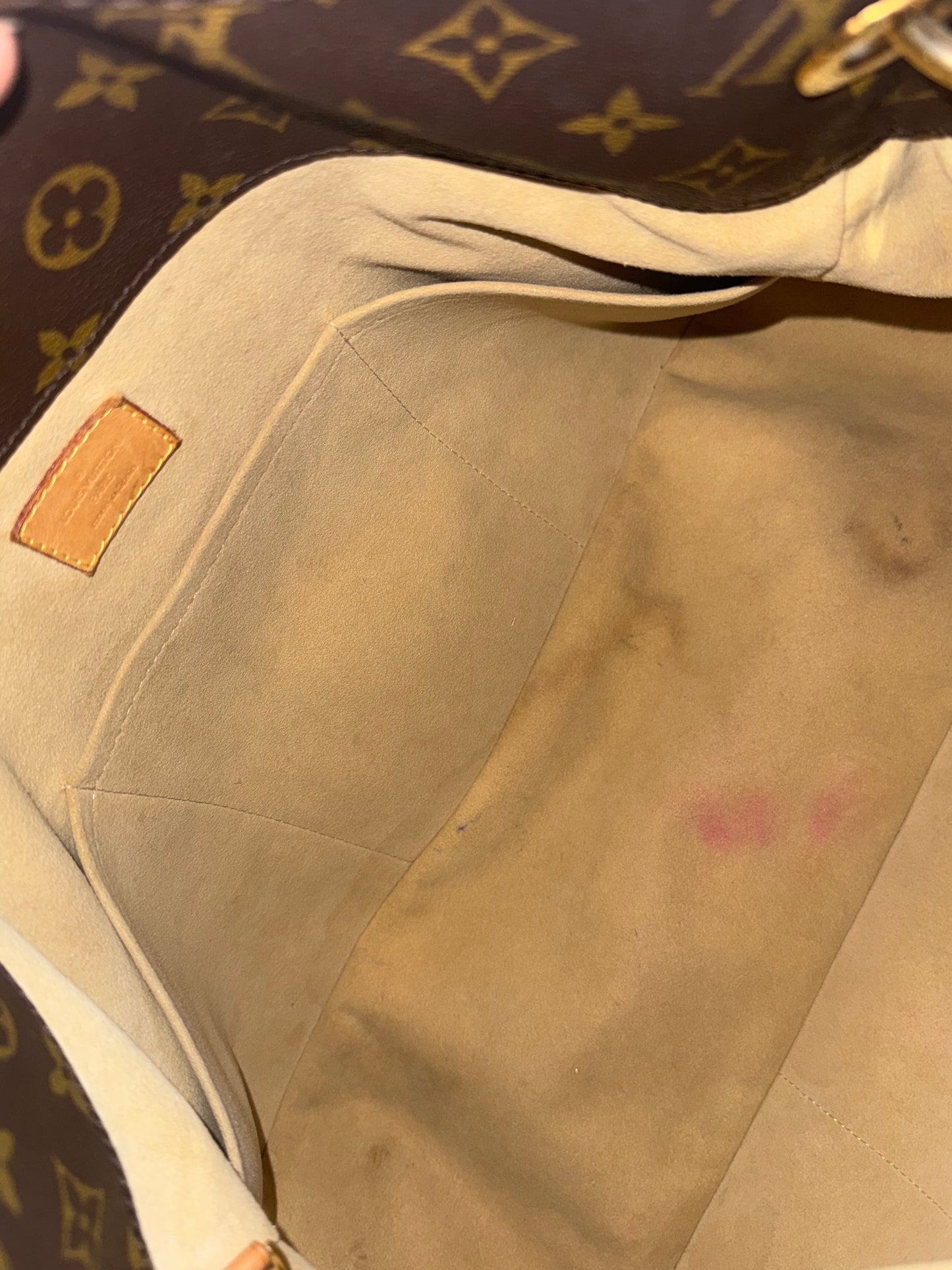 LOUIS VUITTON ARTSY MM MONOGRAM CANVAS