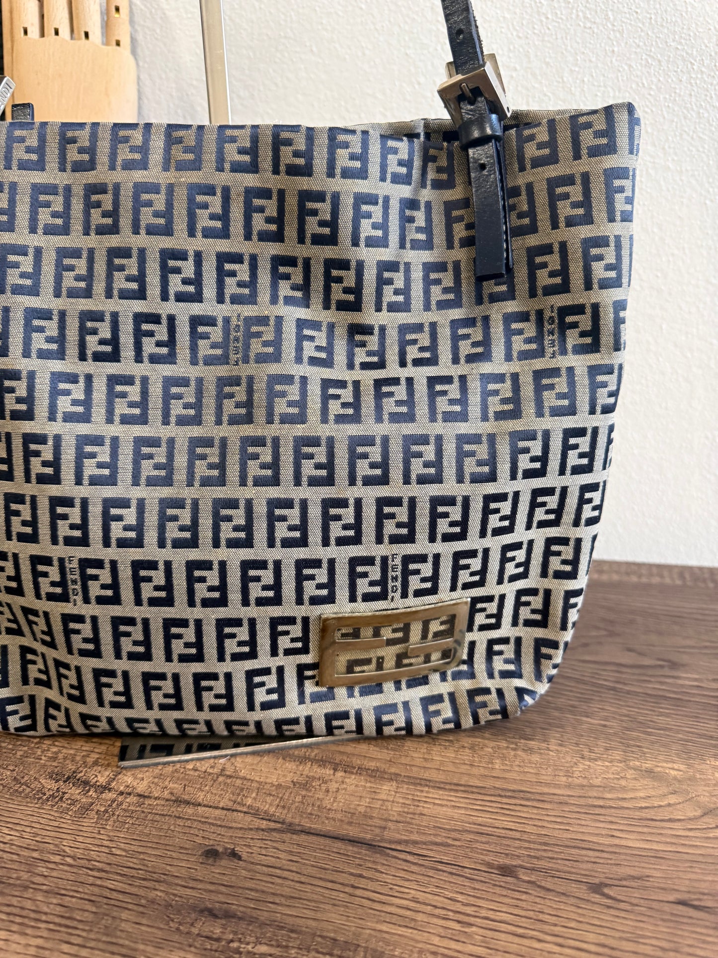 FENDI BLUE
