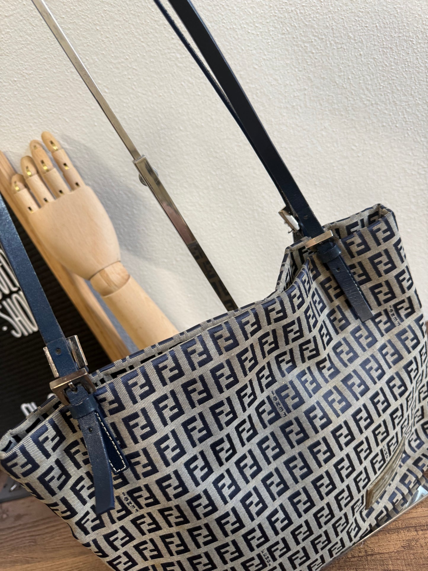 FENDI BLUE