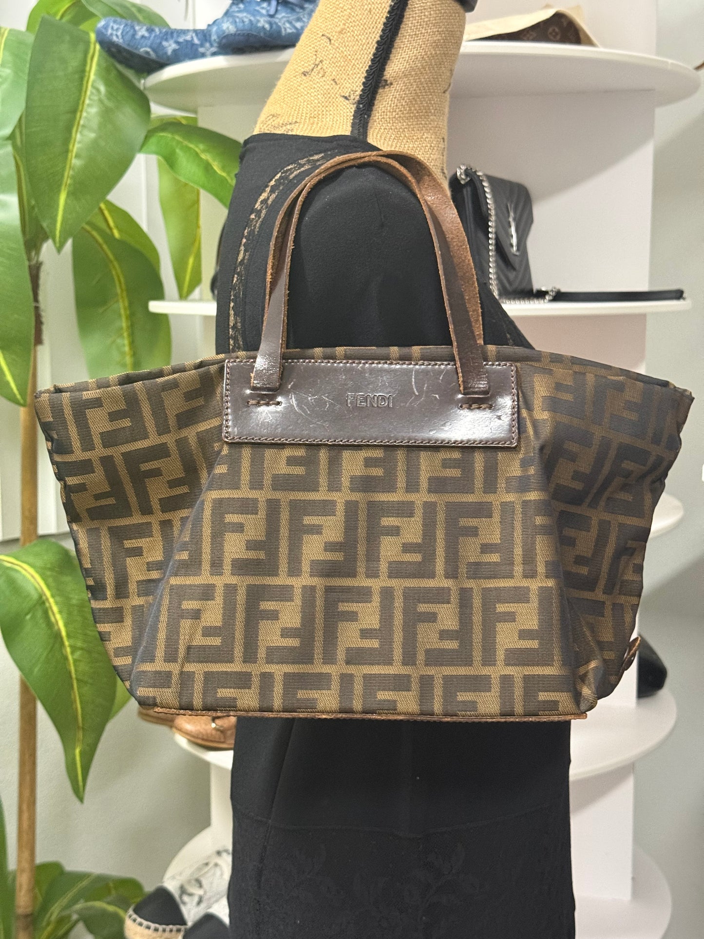 FENDI TOTE