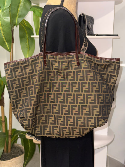 FENDI TOTE