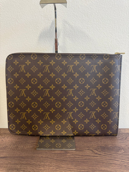 Louis Vuitton Monogram Canvas Poche Documents Case