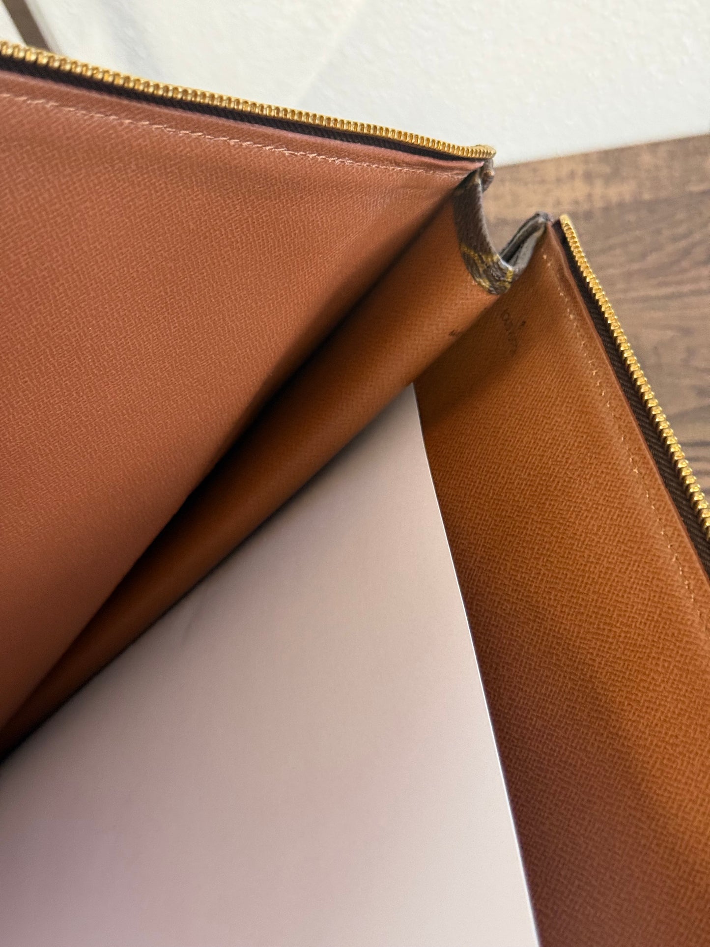 Louis Vuitton Monogram Canvas Poche Documents Case