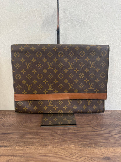 LOUIS VUITTON Monogram Porte Envelope Clutch Bag
