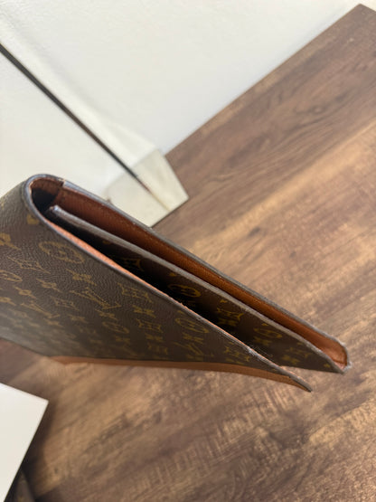 LOUIS VUITTON Monogram Porte Envelope Clutch Bag