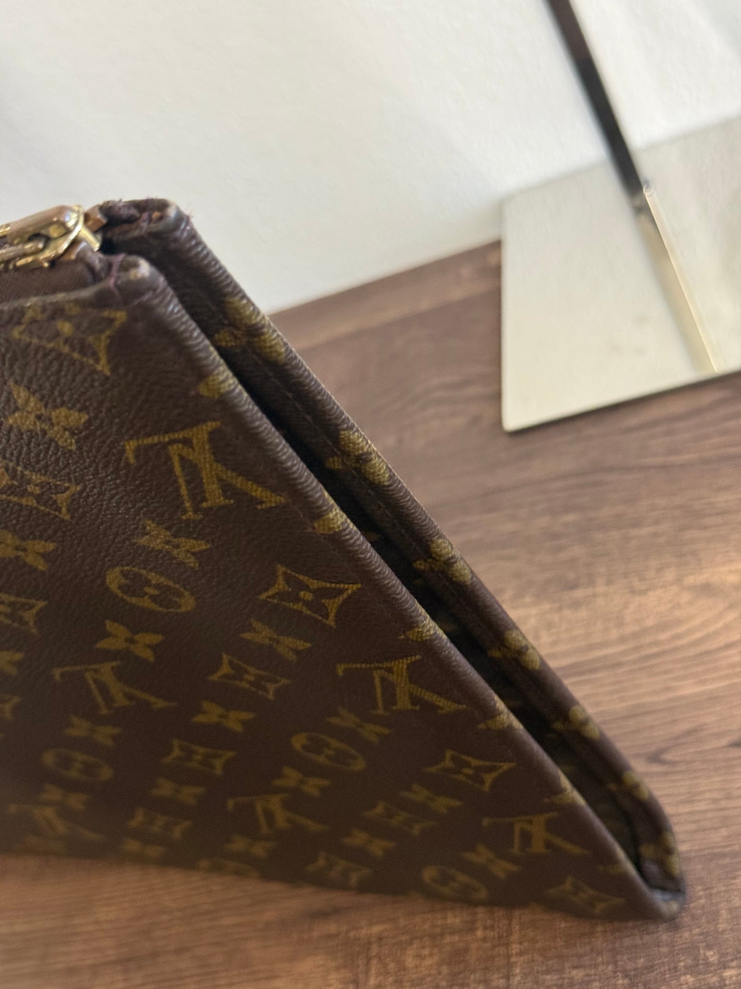 Louis Vuitton Monogram Poche Documents Portfolio Case