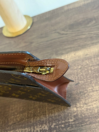 LOUIS VUITTON Monogram Pochette Homm eClutch Bag