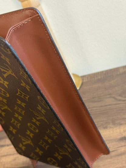 LOUIS VUITTON Monogram Pochette Homm eClutch Bag