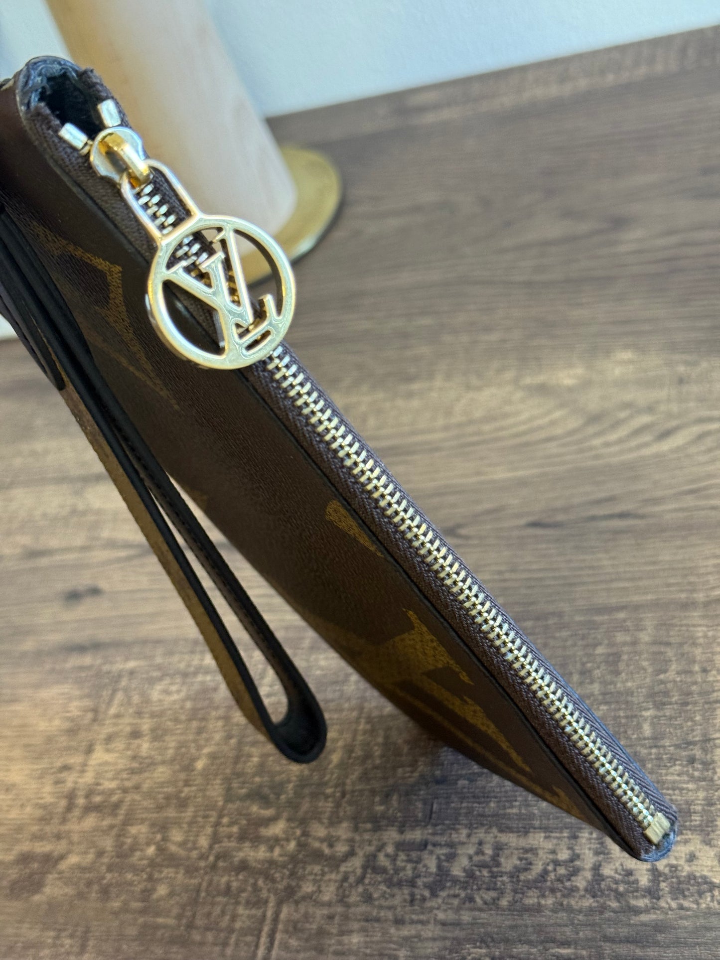 LOUIS VUITTON MAIN POUCH FROM TRIO POUCHES IN GIANT MONOGRAM