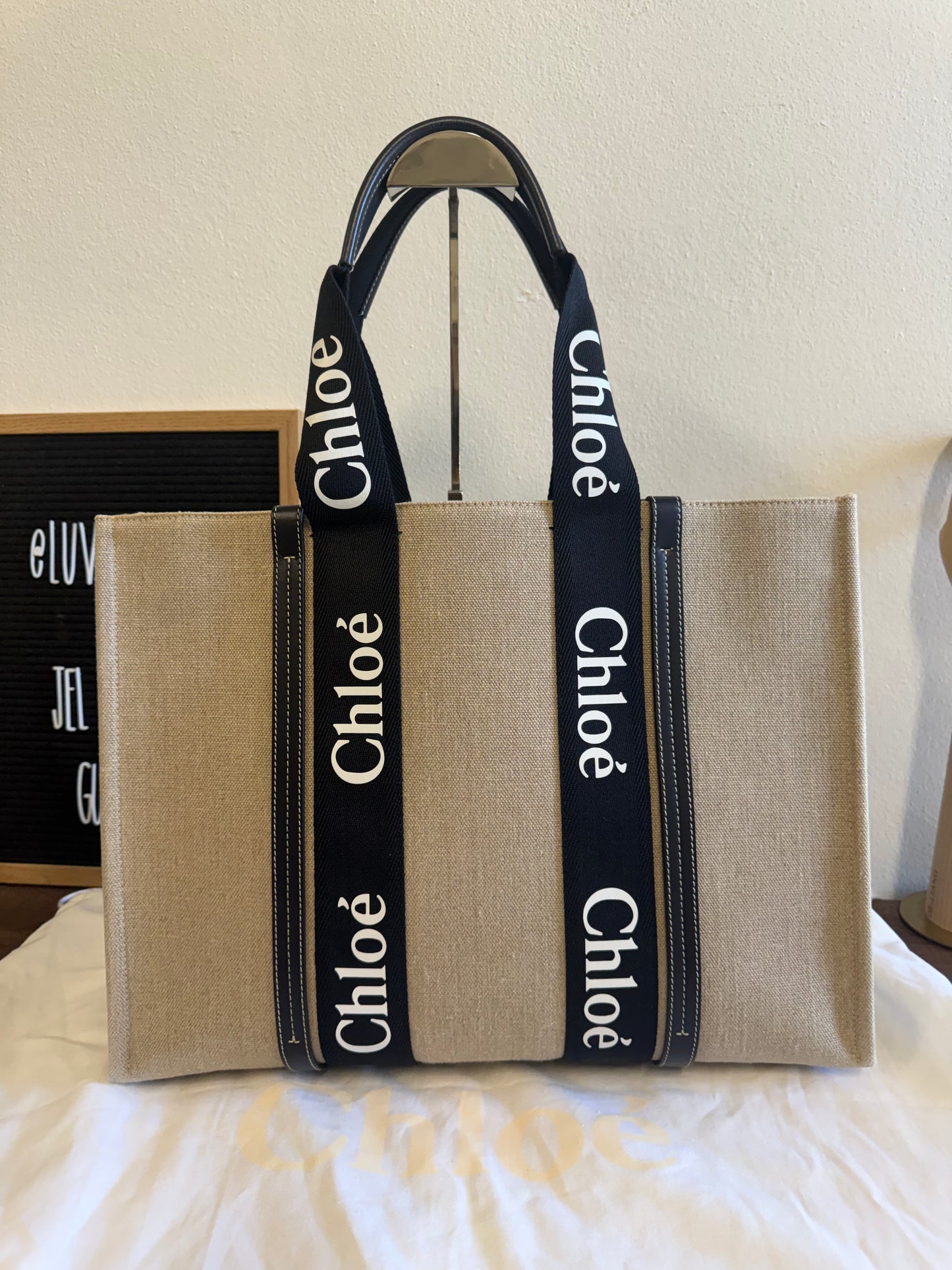 CHLOE WOODY LARGE TOTE BAG - BEIGE IN BLACK/NAVY BLUE - LINEN CANVAS