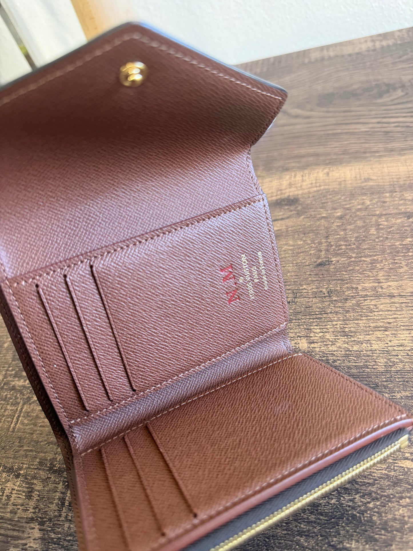 LOUIS VUITTON VICTORINE TRI-FOLD WALLET