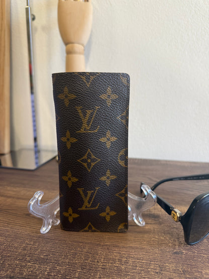 LOUIS VUITTON EYEGLASSES CASE MONOGRAM